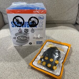 *NEW* Logitech Blue Snowball Ice Microphone (White)